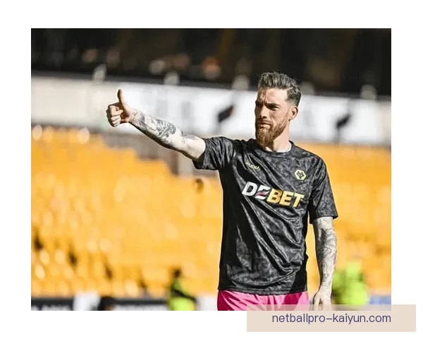 威尔士拉姆塞在国家队中场表现稳健，成为球队的重要核心稳步提升