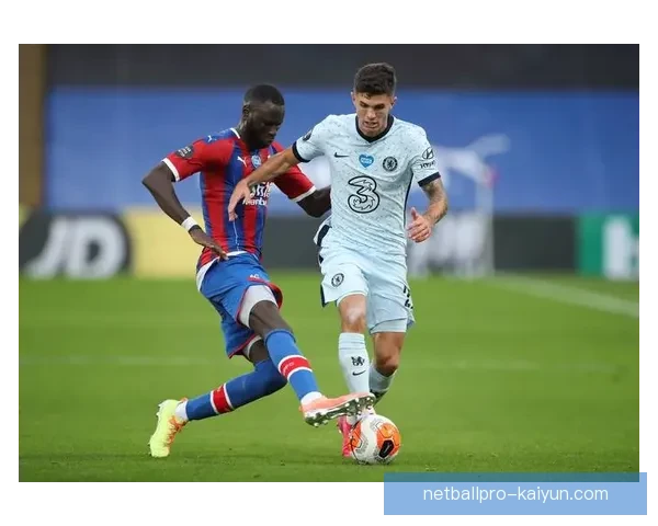 英超孔萨表现稳健，近期状态回暖成为球队防线重要一员